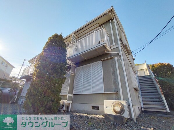 オリーブハウスの物件外観写真